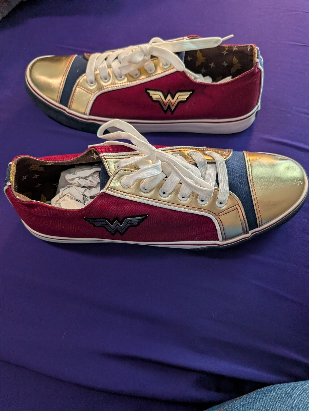 Wonder Woman Inspired Men’s Low-Top Sneakers in Red, Gold & Blue